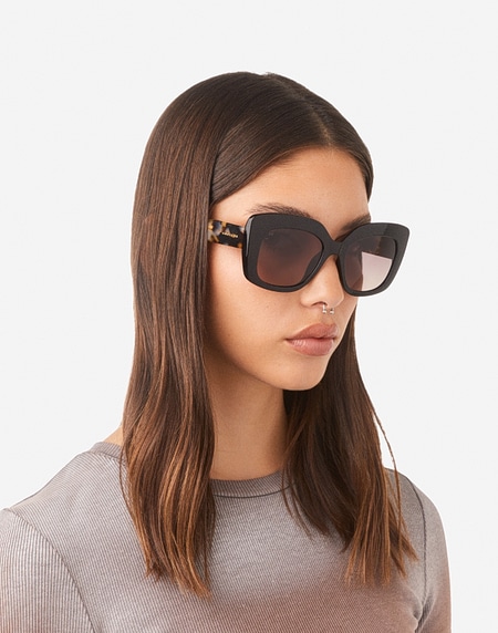 Sonnenbrille Hawkers TANGO - CAREY SMOKY BLACK ECO