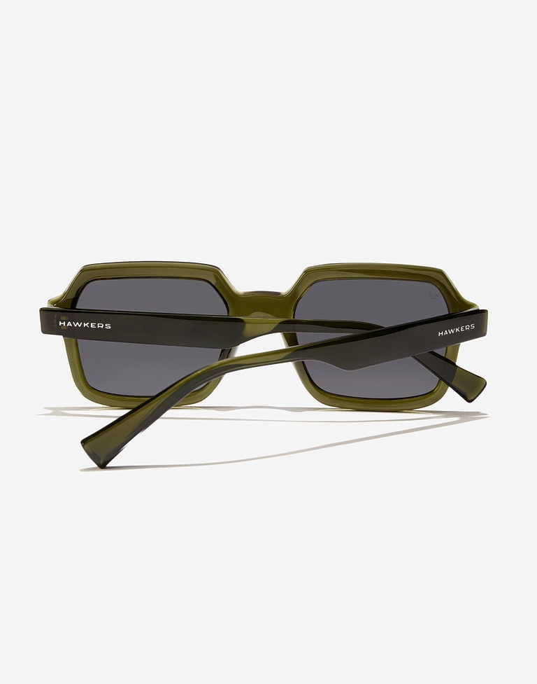 Nos Lunettes de Soleil Hawkers MINIMAL MAX - SAGE GREEN DARK