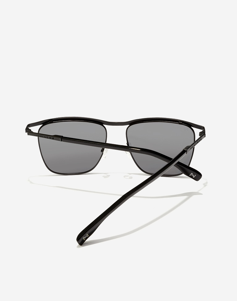 Sunglasses Hawkers CALI - POLARIZED BLACK DARK