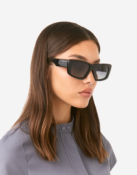 Sunglasses Hawkers ZENITH - BLACK SMOKY