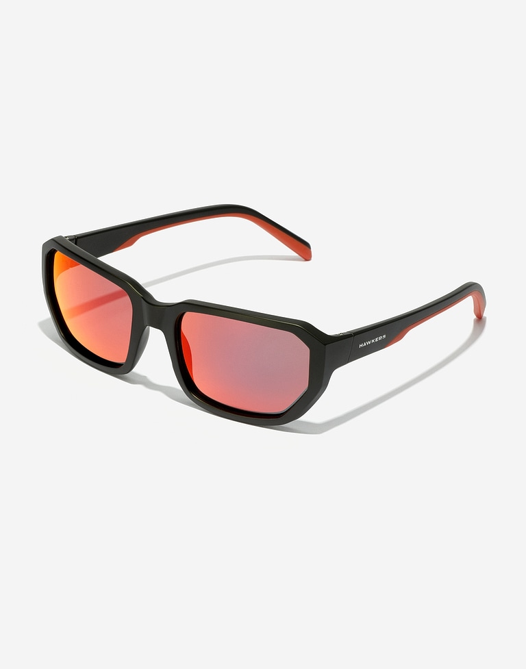 Sunglasses Hawkers BOLT - POLARIZED BLACK RUBY