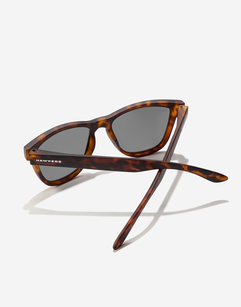 Sunglasses Hawkers ONE XS - POLARIZED CAREY DARK