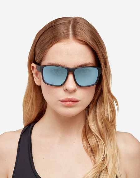 Sunglasses Hawkers FASTER - BLACK BLUE CHROME