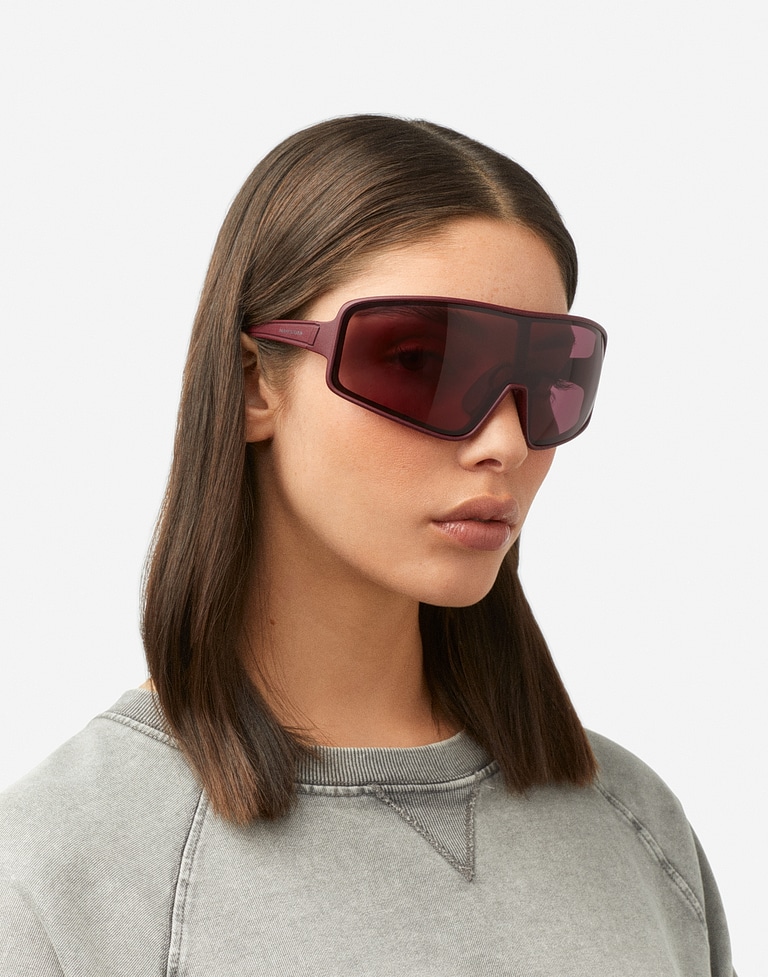 Occhiali da sole Hawkers TIGER - REDISH GRAPE