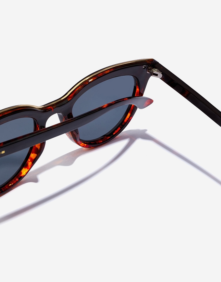 Sunglasses Hawkers BELLA - POLARIZED BLACK GOLD