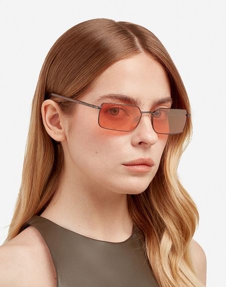 Lentes de sol Hawkers SOUR - GUN METAL CORAL