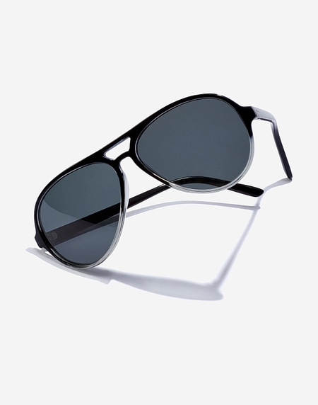 Sunglasses Hawkers SOUTH BEACH - POLARIZED BLACK GREY