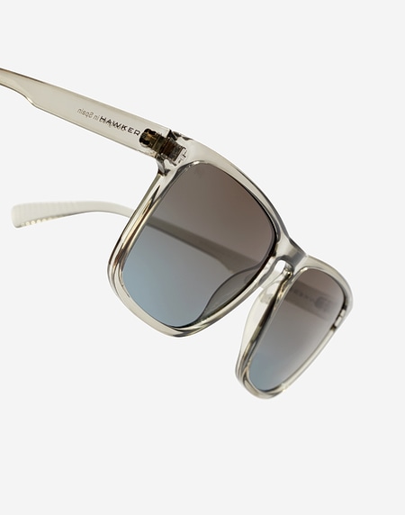 Nos Lunettes de Soleil Hawkers DUST - GREY STORM
