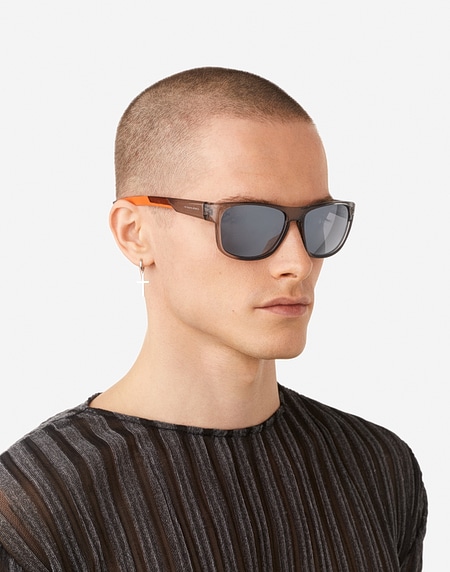 Lentes de sol Hawkers GRIP - POLARIZED GREY CHROME