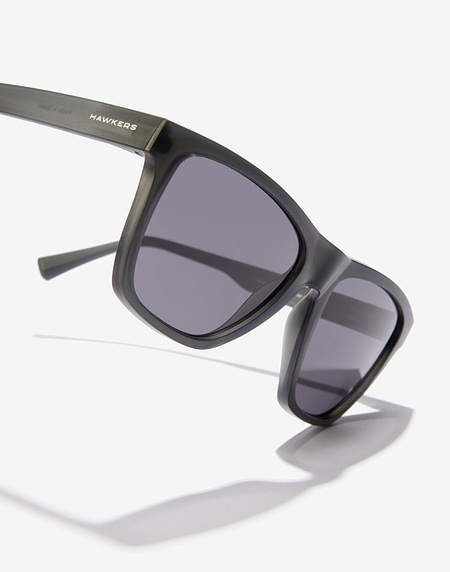  Hawkers ONE LS RAW - GREY TRANSPARENT DARK