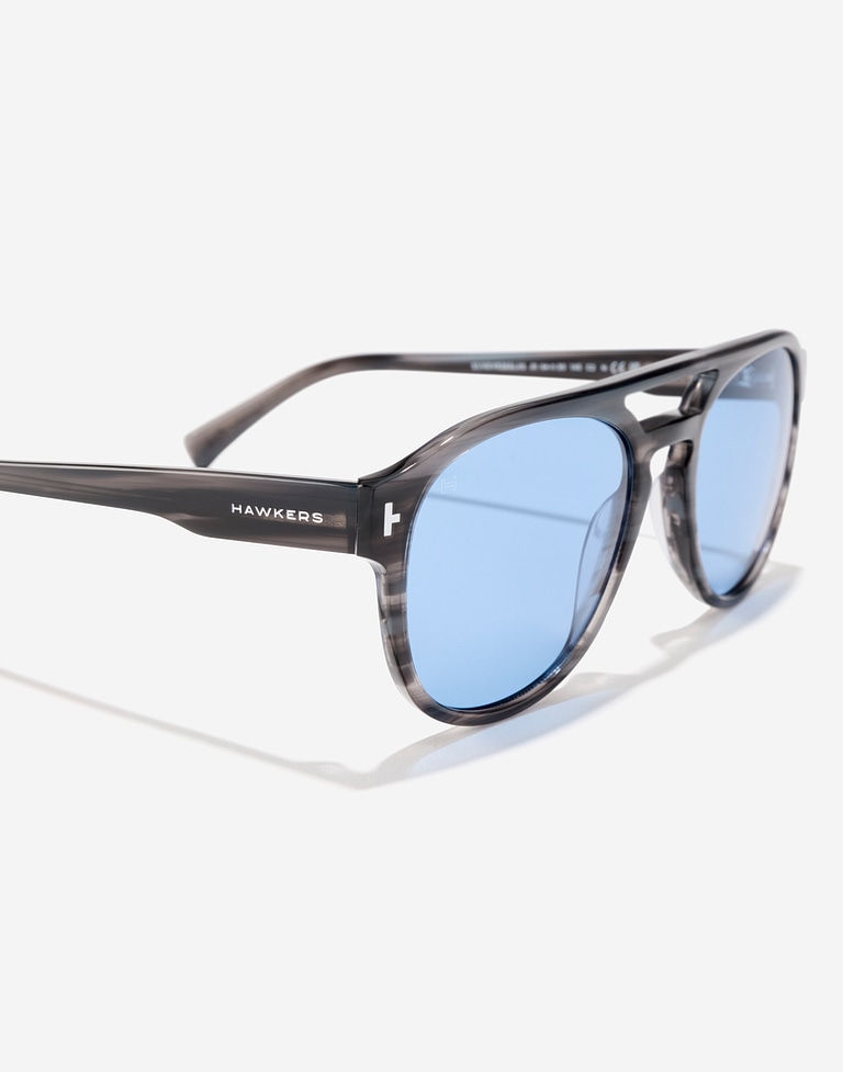 Sunglasses Hawkers DIVER - DEMI GREY BLUEBERRY