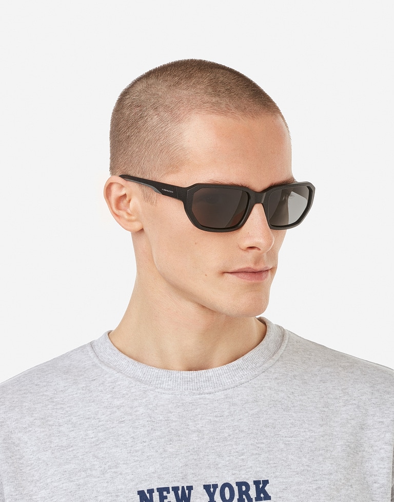 Sunglasses Hawkers BOLT - POLARIZED BLACK DARK