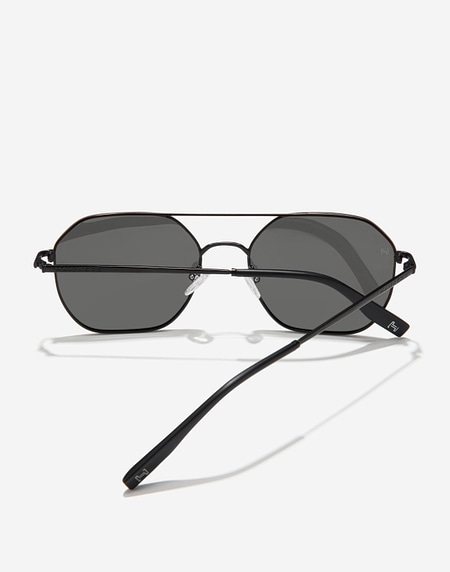 Gafas de sol HAWKERS STRIDE - POLARIZED BLACK DARK
