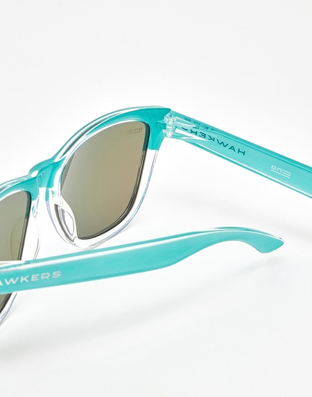 Occhiali da sole Hawkers BICOLOR TIFFANY - CLEAR BLUE ONE